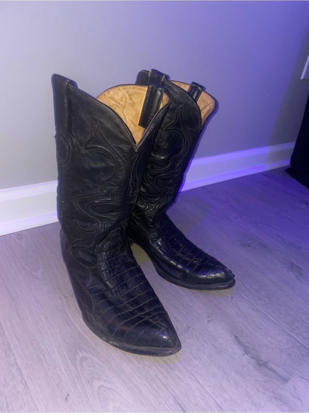 Men's Black Western Cowboy Boots - Embossed Leather Size 13 EE